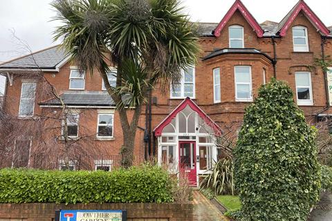 1 bedroom flat to rent, Holdenhurst Road, Bournemouth BH8