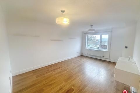 42 Dalton Road, Neath, SA11 1UF