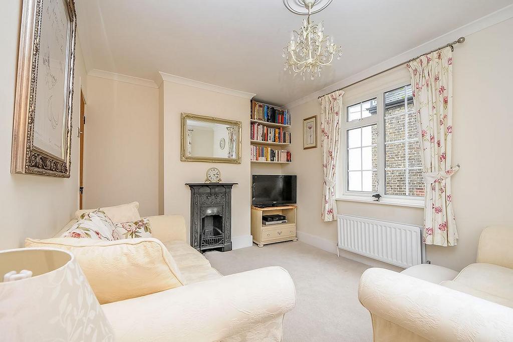 Mill Place, Chislehurst 3 bed semidetached house for sale £495,000