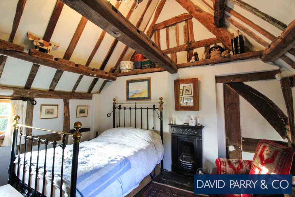 Walford Leintwardine SY7 0JT 2 bed property with land for sale £650,000