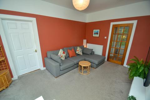 83 Croftburn Drive, Glasgow, G44 5JA