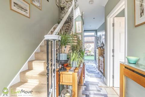 28 Compton Way, Sherfield On Loddon, Hook, RG27 0SQ