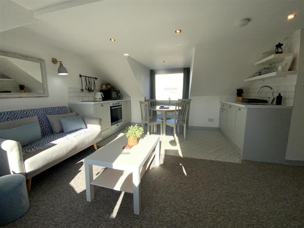 Lounge/Kit