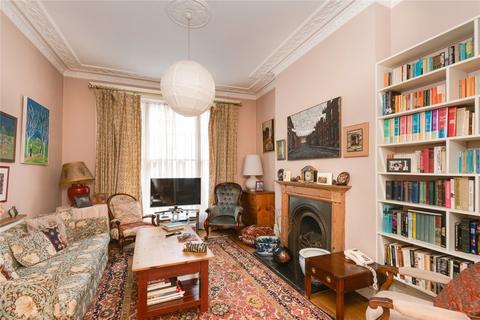 32 Abbey Gardens, London, NW8 9AT