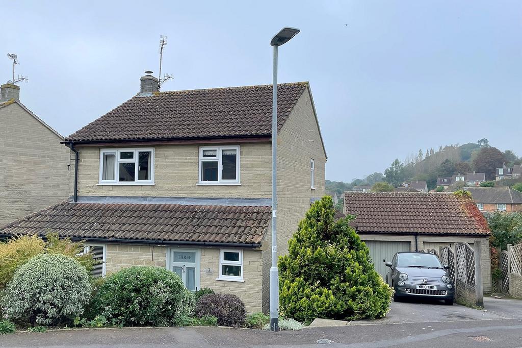 Bruton, Somerset, BA10 3 bed detached house for sale £357,000