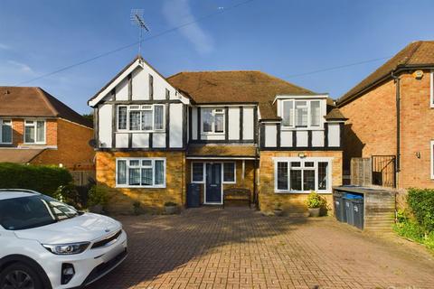 5 bedroom detached house for sale, The Ruffetts, South Croydon
