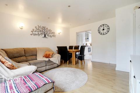 175 Milwards, Harlow, CM19 4SH