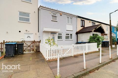 175 Milwards, Harlow, CM19 4SH