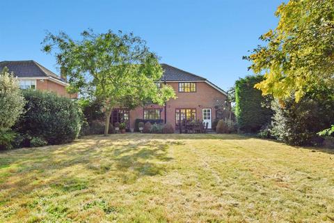 4 bedroom detached house for sale, Hoopers Lane, Herne Bay