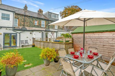 3 bedroom terraced house for sale - River View, 25 Rose Terrace, Keswick, Cumbria, CA12 4HD