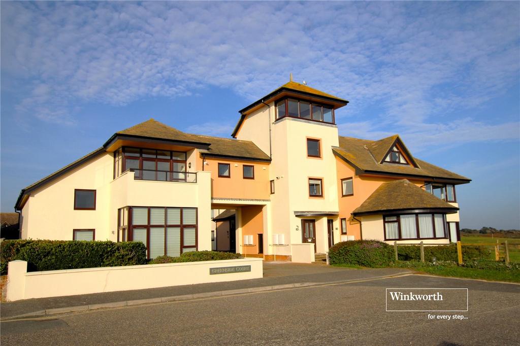 Marine Drive East, Barton on Sea, New Milton, Hampshire, BH25 4 bed