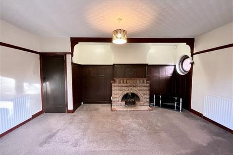 44 Clifton Crescent, Sheffield, S9 4BE