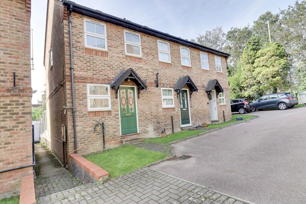 Spring Mews, Sawbridgeworth, CM21 2 bed terraced house for sale £320,000