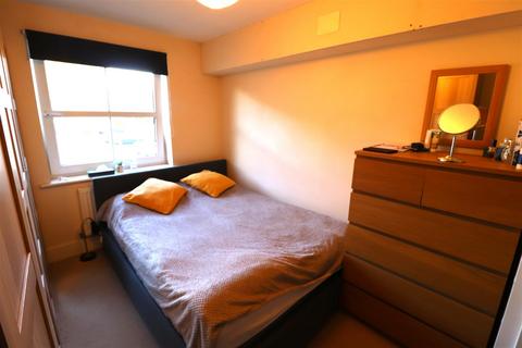 1 bedroom flat for sale - Lion Court, Southbridge, Northampton