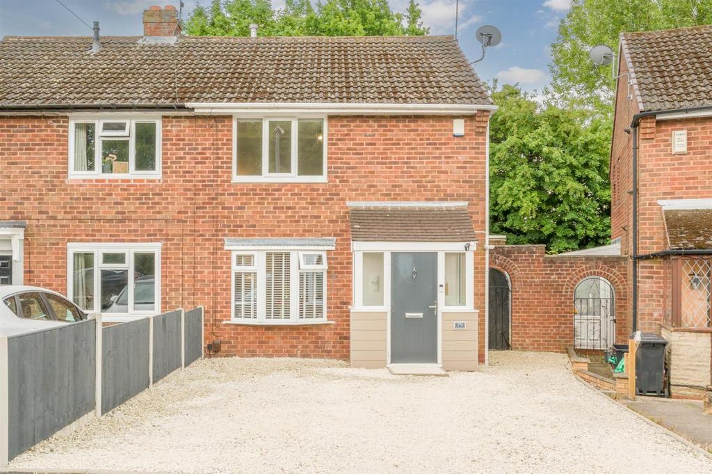 Nanaimo Way, Kingswinford, DY6 8RD 2 bed semidetached house for sale