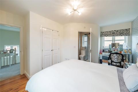 10 Goldsmith Drive, Robin Hood, Wakefield, WF3 3TF