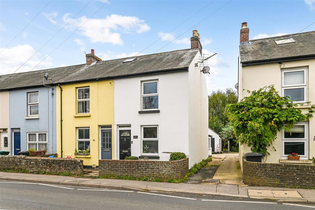 Nansen Cottages, Hunston, Chichester 2 bed end of terrace house for