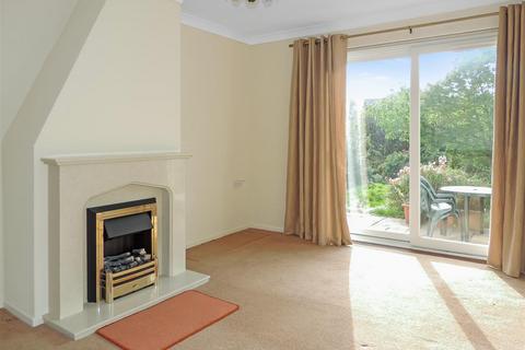 2 bedroom semi-detached bungalow for sale - Parkers Avenue, Wick, Bristol