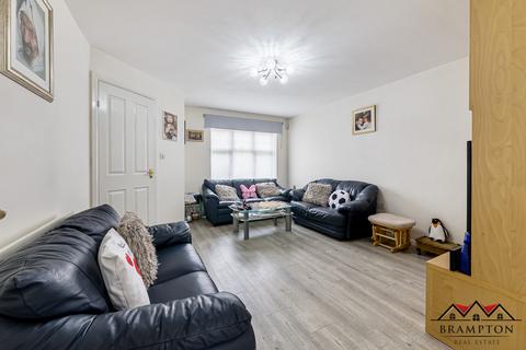 3 bedroom semi-detached house for sale, Campion Way, Edgware, HA8