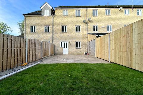 3 bedroom townhouse for sale, Forge Lane, Oughtibridge, S35