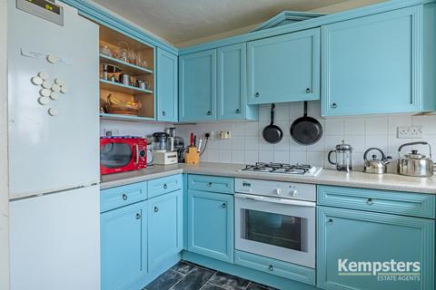 10 Magnolia Close, South Ockendon, RM15 6TE