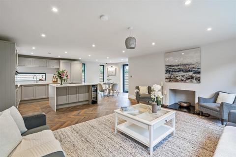 Zinc House Bickenhill Lane, Catherine De Barnes, Solihull, B92 0DE