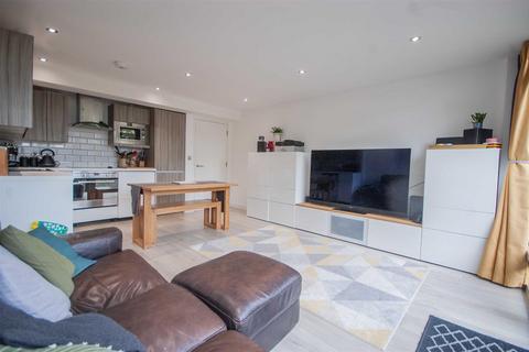 1, Celmeres Court, 77 Springfield Road, Chelmsford, CM2 6JG
