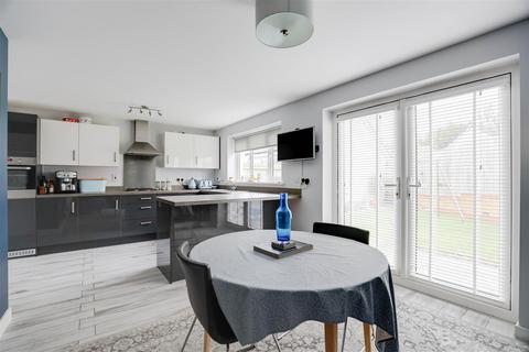 13 Badgers Brook Rise, Ystradowen, Cowbridge, CF71 7TW