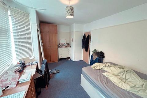4 bedroom house to rent, Ridgefield Road, Cowley