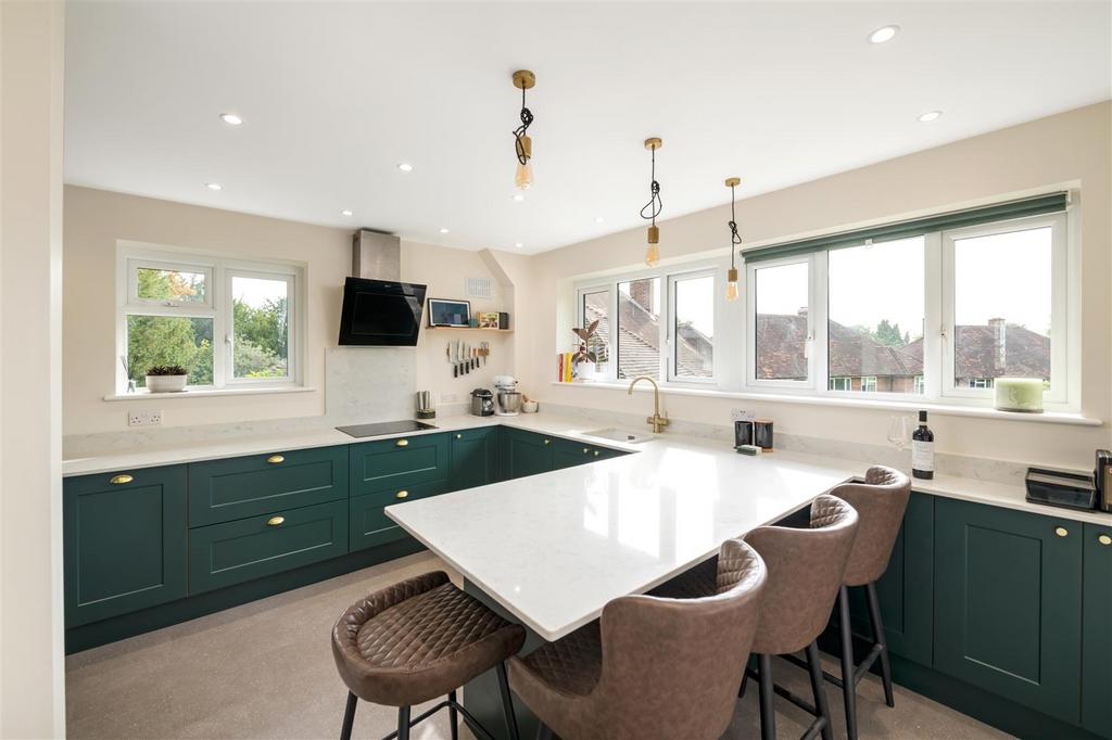 26 Merrywood Park internals8.jpg