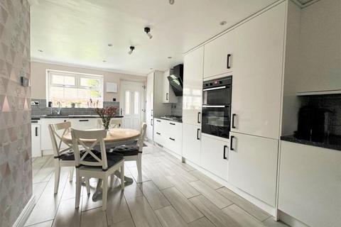 1 Dovecot Close, Wheldrake, York, YO19 6ND