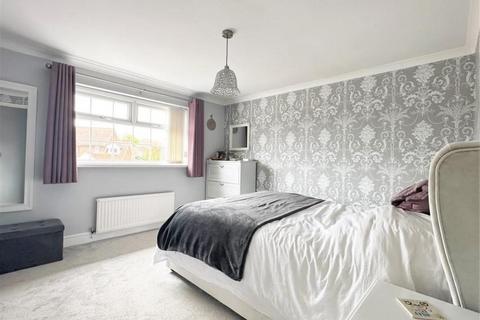 1 Dovecot Close, Wheldrake, York, YO19 6ND