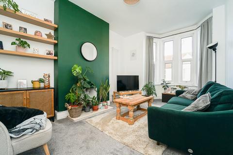 2 bedroom flat for sale, Langport Road, Weston-Super-Mare, BS23