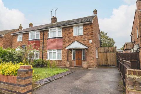 Iver - 3 bedroom semi-detached house for sale