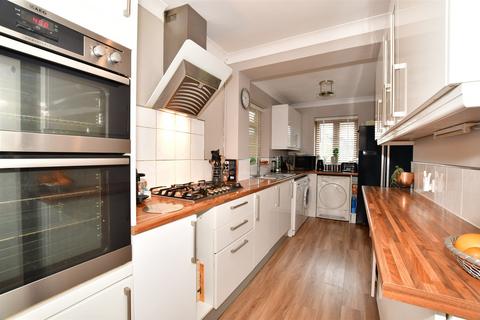 3 bedroom semi-detached house for sale - Holly Road, Haywards Heath, West Sussex
