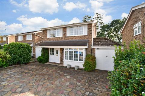3 bedroom detached house for sale, New Place Road, Pulborough, West Sussex