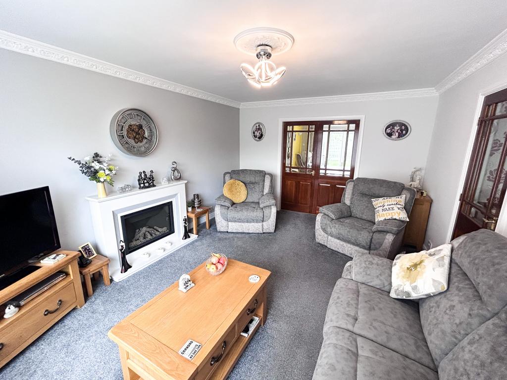 Chancel Road, DN16 4 bed detached house for sale £255,000