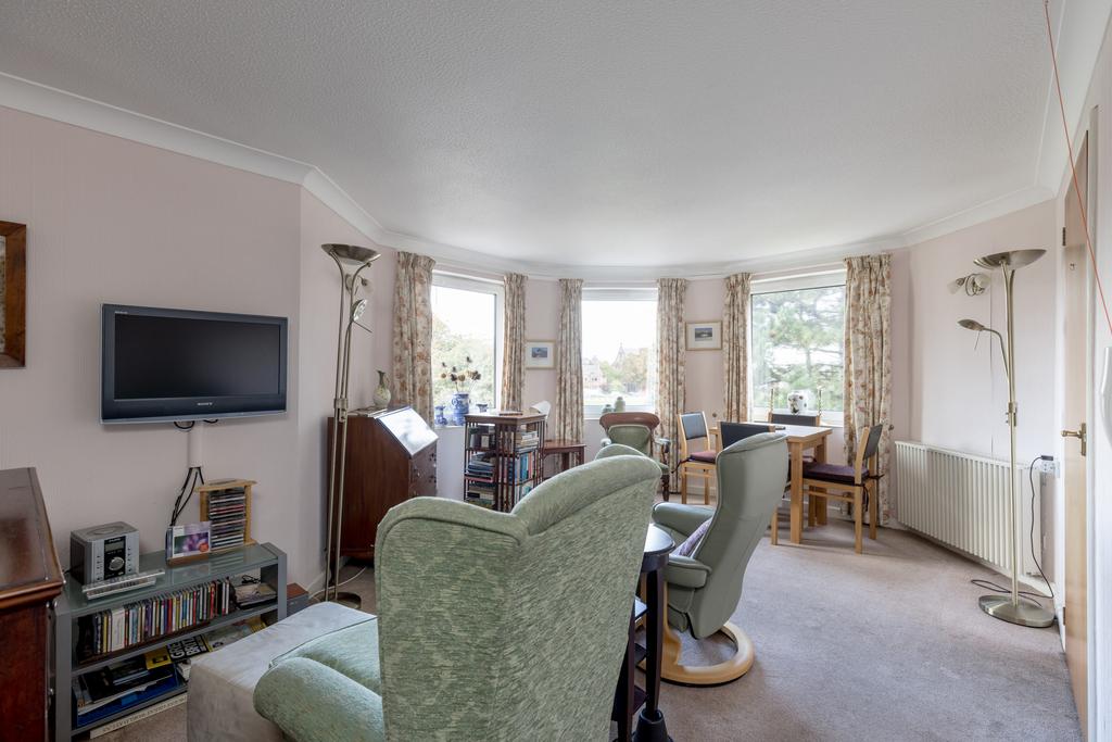 Flat 36 Homescott House, 6 Goldenacre Terrace, Edinburgh, EH3 5RE 2 bed