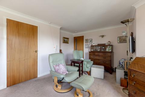 2 bedroom retirement property for sale, Flat 36 Homescott House, 6 Goldenacre Terrace, Edinburgh, EH3 5RE