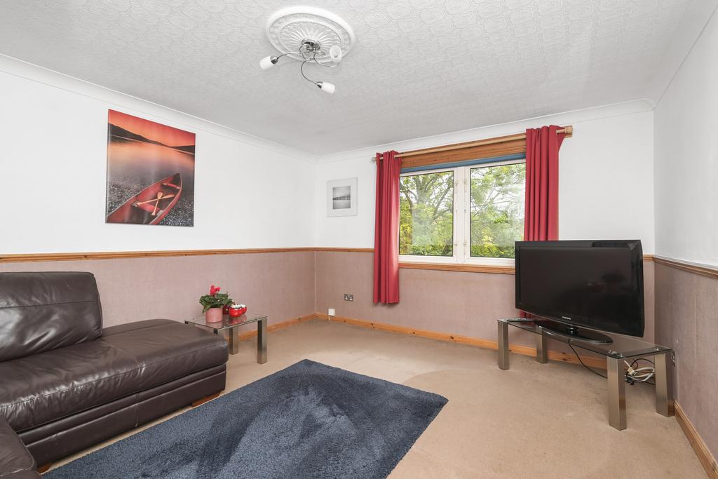 3 Bruce Gardens, Dalkeith, EH22 2LD 2 bed flat for sale £115,000