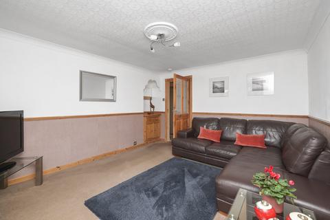 3 Bruce Gardens, Dalkeith, EH22 2LD