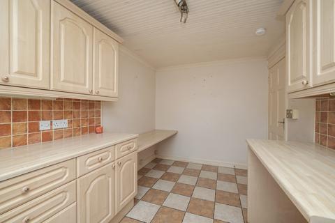 3 Bruce Gardens, Dalkeith, EH22 2LD