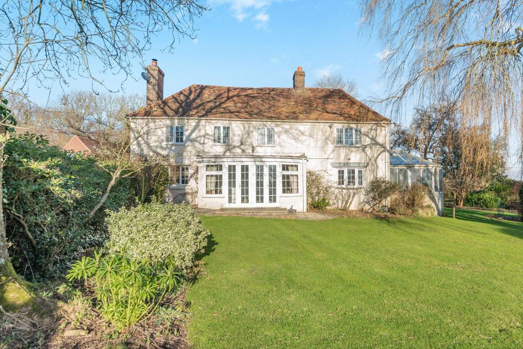 Forest Lane, Wickham, Hampshire 5 bed detached house for sale £1,750,000