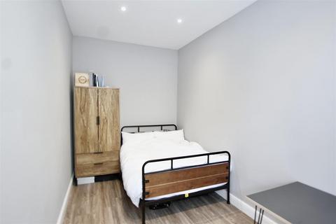 2 bedroom apartment to rent - Larkdale Street, Arboretum