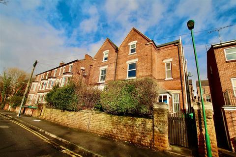 2 bedroom apartment to rent - Larkdale Street, Arboretum