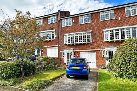 4 bedroom townhouse for sale - St. Margarets Close, Altrincham