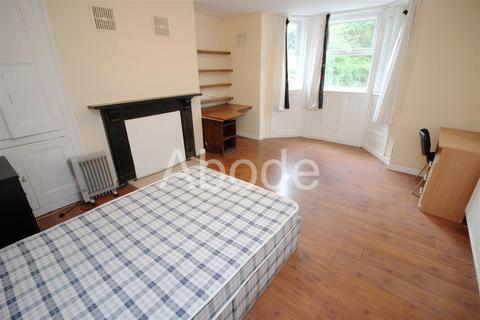 9 bedroom house to rent, Kensington Terrace, Hyde Park, Leeds