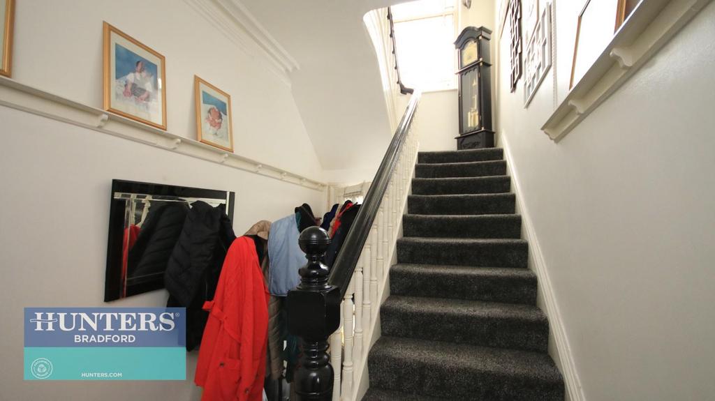 West Park Road, Bradford 5 bed end of terrace house for sale £249,995