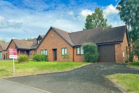 3 bedroom detached bungalow for sale, Minge Lane, Upton-Upon-Severn, Worcester