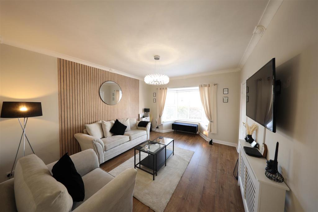 Rosedale Grove, Hull 5 bed semidetached house for sale £200,000